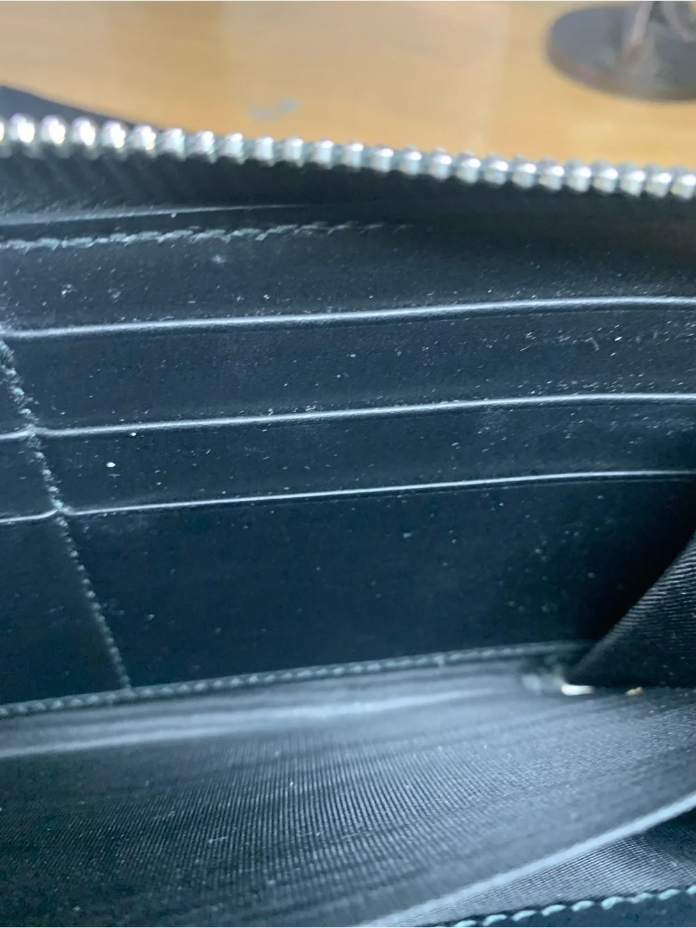 Gucci Black Monogram Wallet with Rainbow UFO Embroidery - Picture 10 of 17